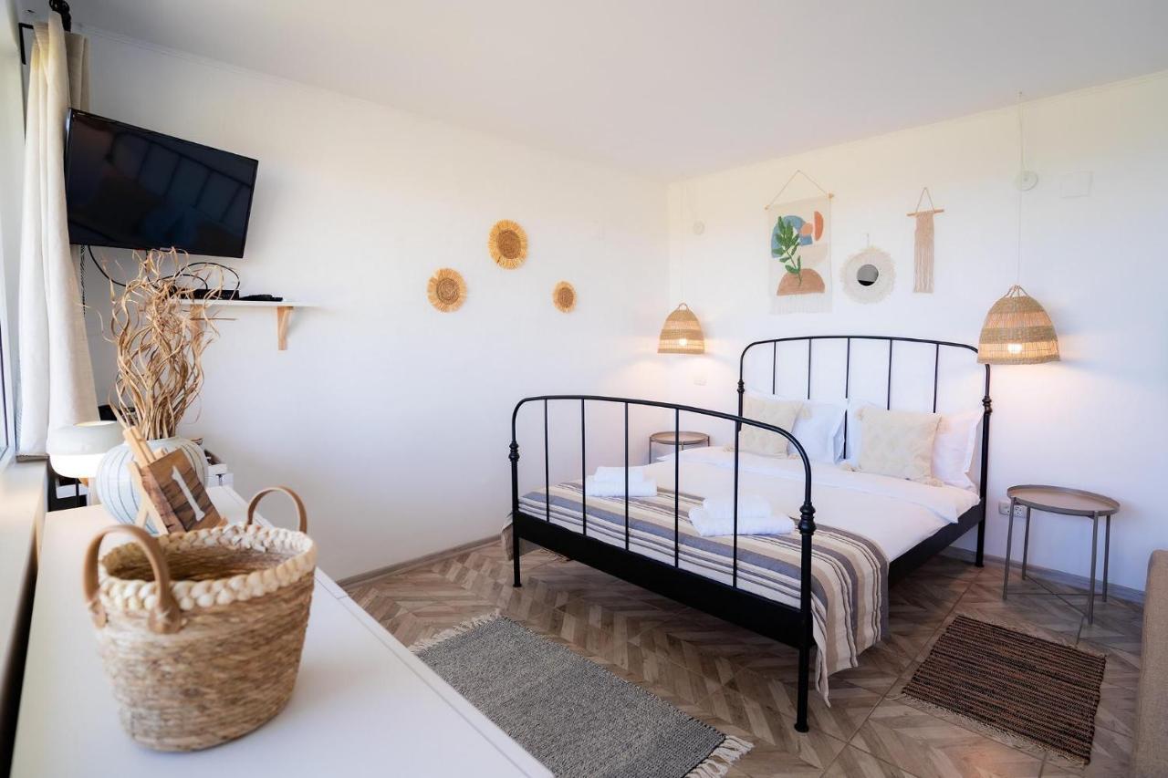 Wild Corbu Beachfront cozy room Zewnętrze zdjęcie